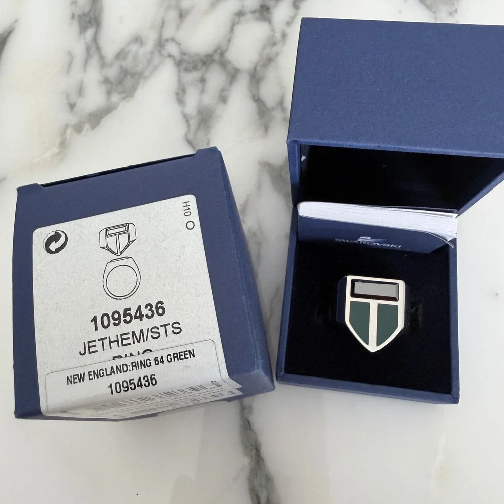 Swarovski Men's New England Ring,‎ Green, Size 64 (10.75 US)